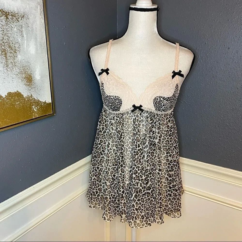 Victoria’s Secret leopard lace lined nightie